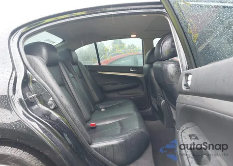 2015 Infiniti Q40 z USA, uszkodzony, nr VIN JN1CV6AR3FM524164